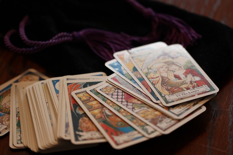 Come fare le giuste domande alle carte